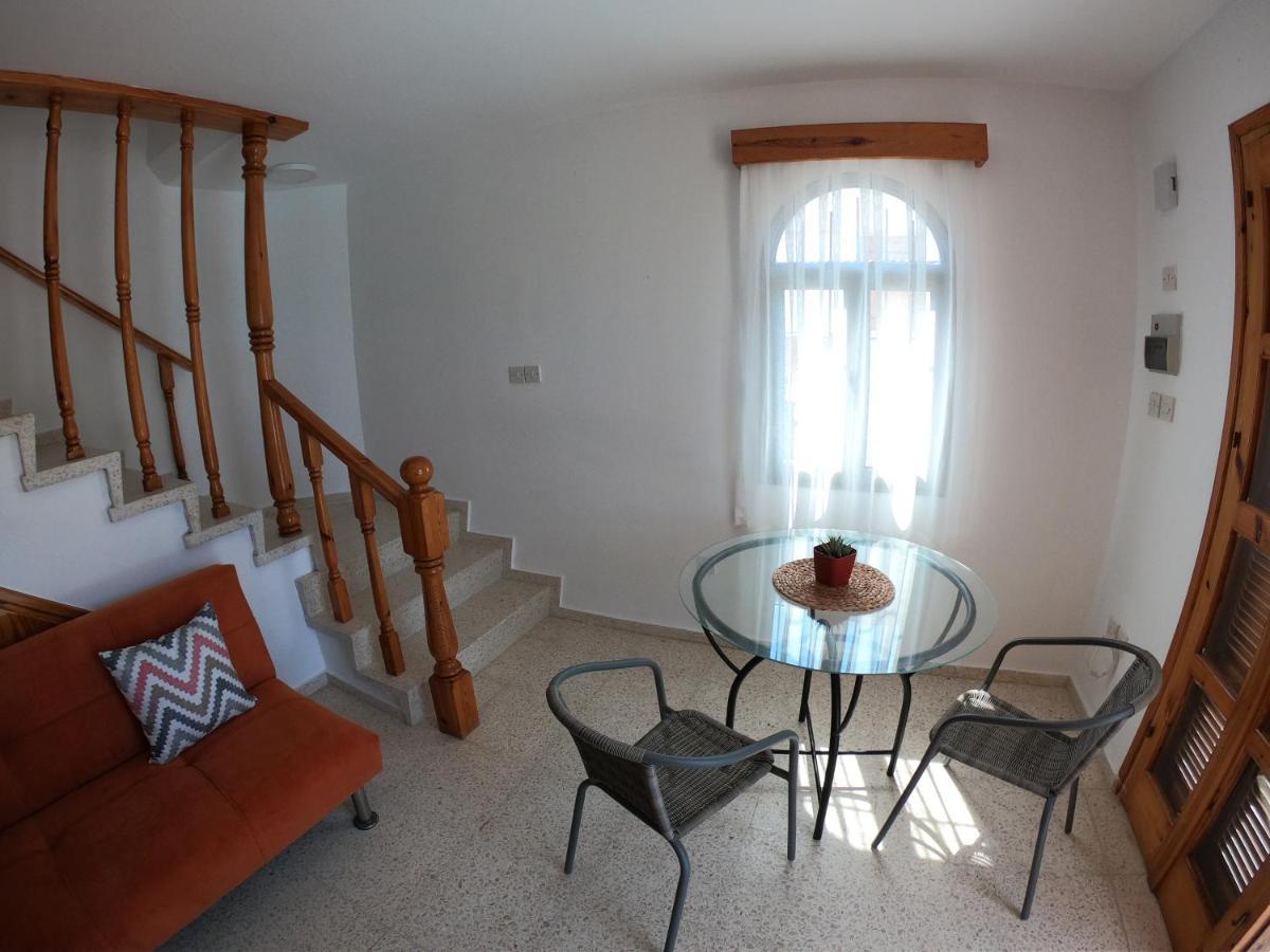Templos Homes Kyrenia  Extérieur photo