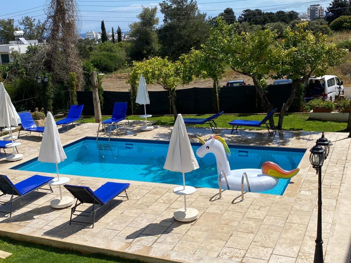 Templos Homes Kyrenia  Extérieur photo